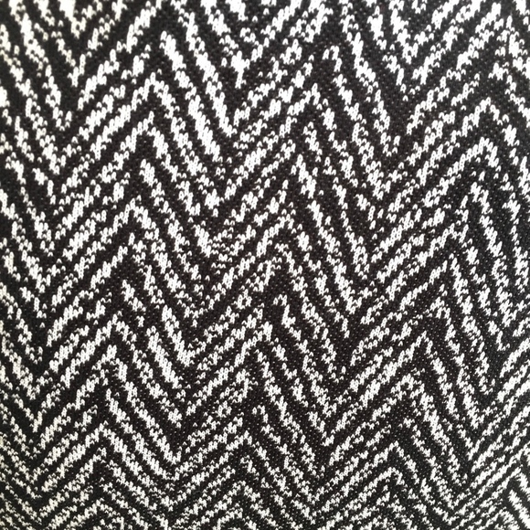 ✨sold✨ black halo • herringbone fit flare knit dress - Picture 6 of 6